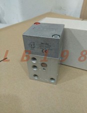 ONE NEW- FESTO ZSB-1/8-B 576656 Control Block