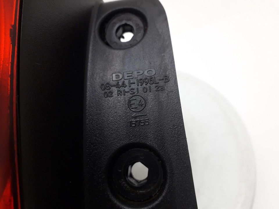 VOLKSWAGEN TIGUAN Tail Light Rear Lamp N/S 20072013 5 Door Estate LH