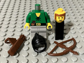 LEGO Castle Dark Forestman 3 (cas008) + Quiver & Bow (6024, 6079)
