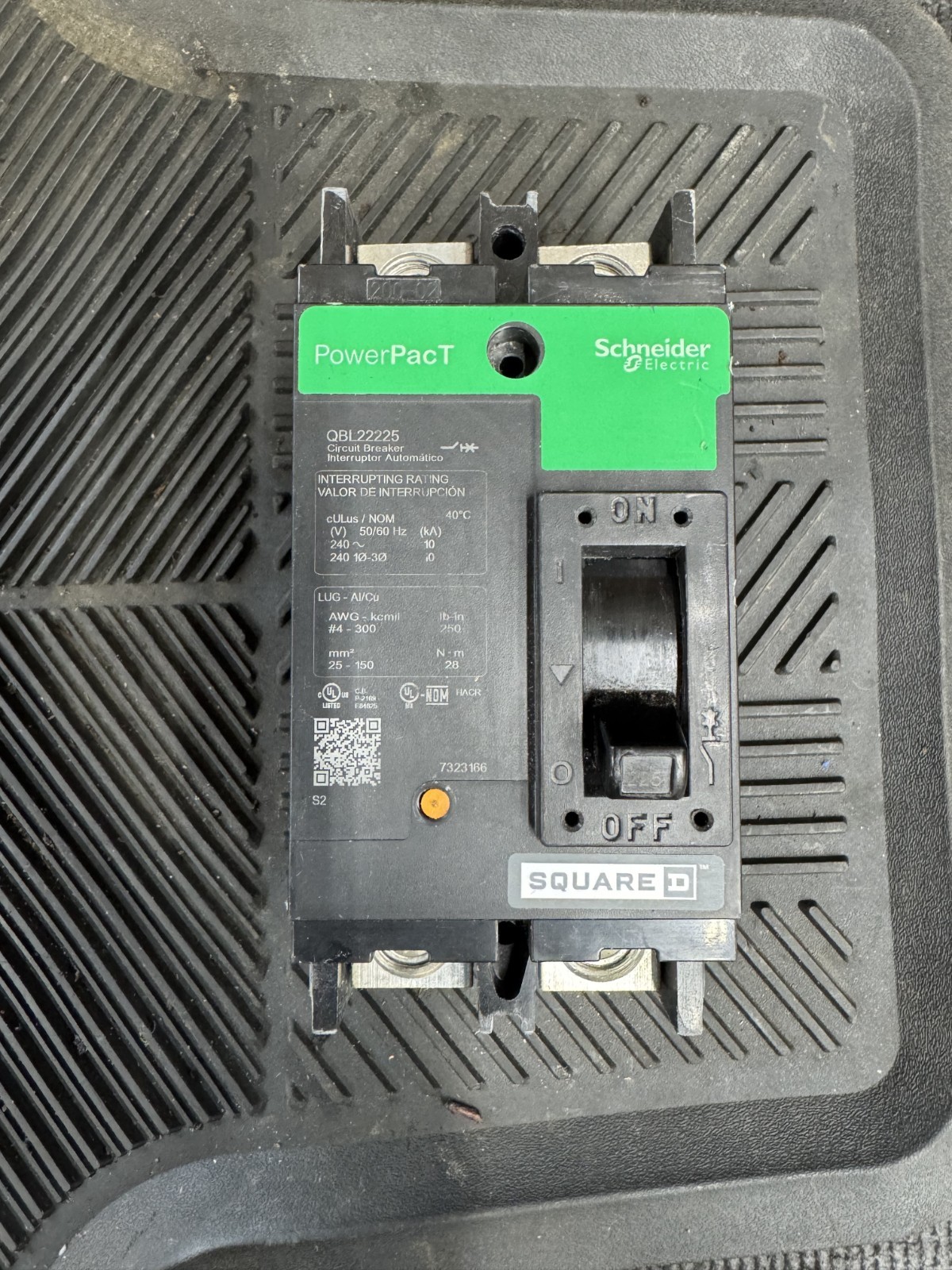 Qbl22225 Square D 2 Pole 225Amp 240V 10Ka Powerpact Circuit Breaker