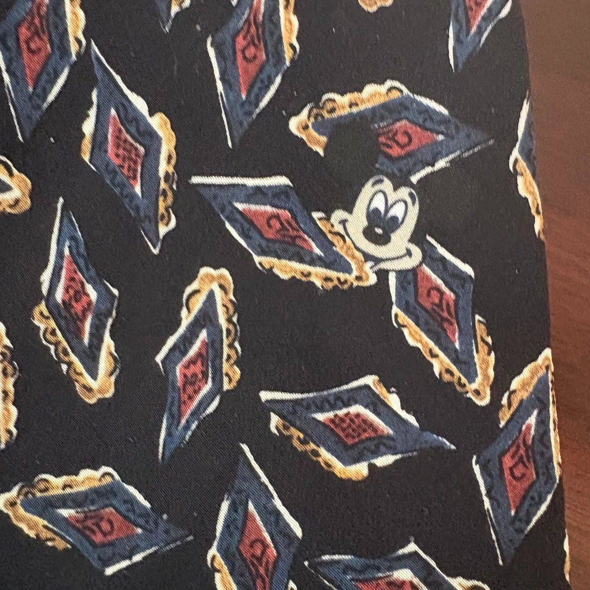 Disney Originals Vintage Mens Mickey Mouse Tie 58.5” Long
