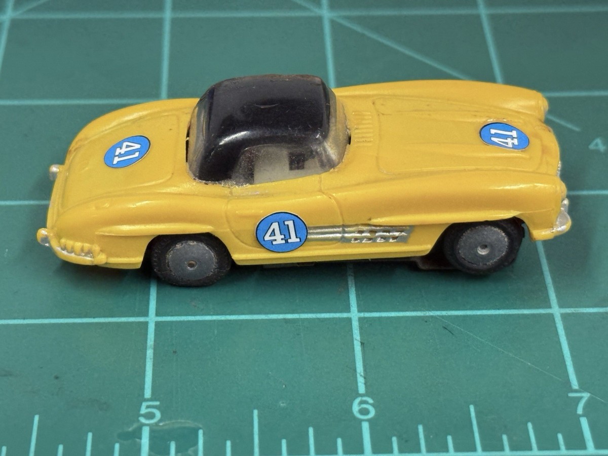 Rare Yellow Lionel Mercedes Benz 190sl HO Slot Car Works On Aurora