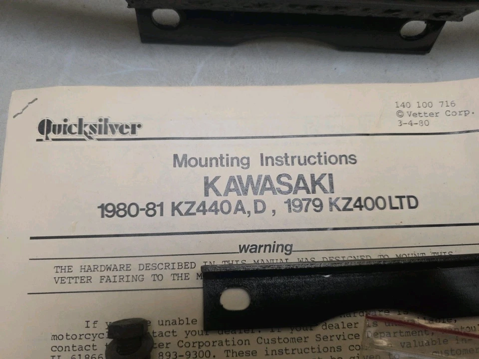 KZ440 A, D & 1979 KZ400 LTD 1980-81 SOPORTE DE MONTAJE DE CARENADO Y HERRAJES Foto 2 de 4