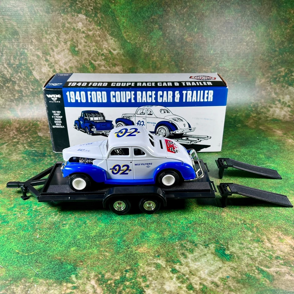 Ford ERTL 1940 cupé coche de carreras y remolque banco de monedas/con caja original 1995 nuevo en caja Foto 2 de 4