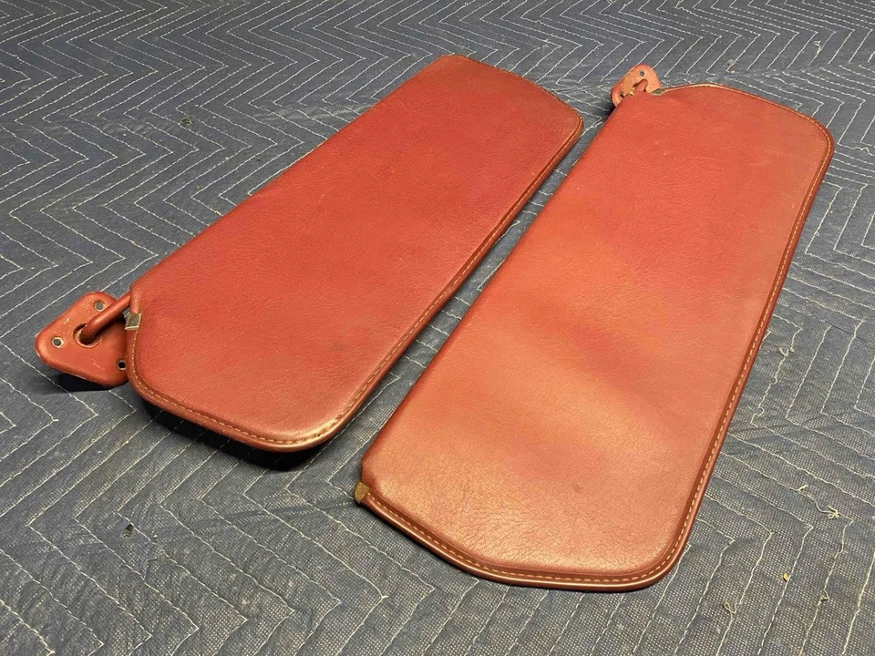 VISERAS DE SOL 73-87 para camioneta Chevy GMC en vinilo rojo granate 73-91 CUERPO CUADRADO K5 Blazer Foto 2 de 4