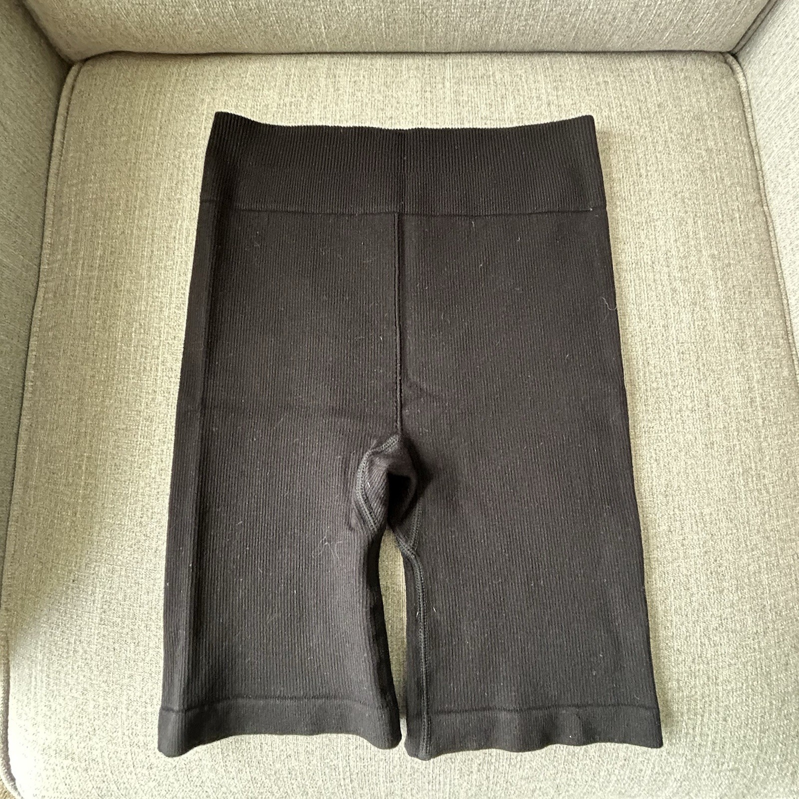 Fabletics Women’s Black High Waisted Seamless Rib Shorts NWT - Size XS