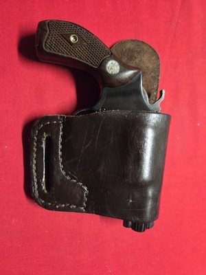 Smith And Wesson Model 36 2''. Mfg by Holster Store Maker. 