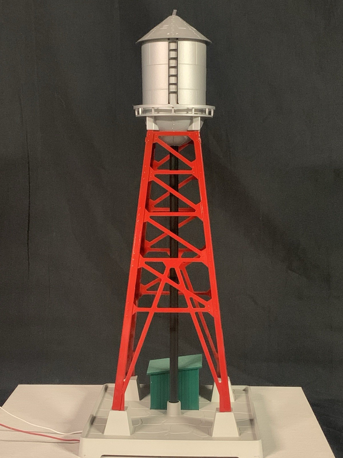 Lionel #193 Industrial Water Tower O Gauge Excellent No Box