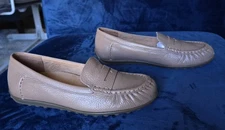 Vionic Marcy Leather Moccasin Driving Loafers Shoes Tan Light Brown Wmns Sz 9.5