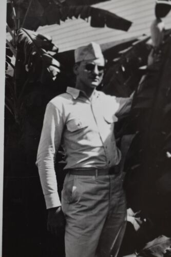 6) Vintage Photos 1942 WW2 Military US Army Soldiers Nature Deployment Scenery - Picture 9 of 12