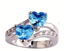 Elegant Silver Plated Inlaid Shining Blue Zirconia In Heart Shape Ring. Size 8