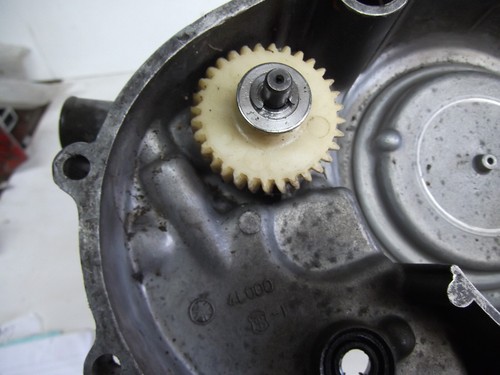 YAMAHA RD350 CLUTCH COVER RD350 LC 4L0 MODEL - Picture 9 of 9
