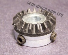 GEAR Rotary Hook Drive  163329 Singer 2000 2001 2005 2010 6700 6704 6705 640 