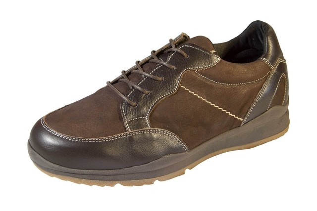 extra wide trainers uk