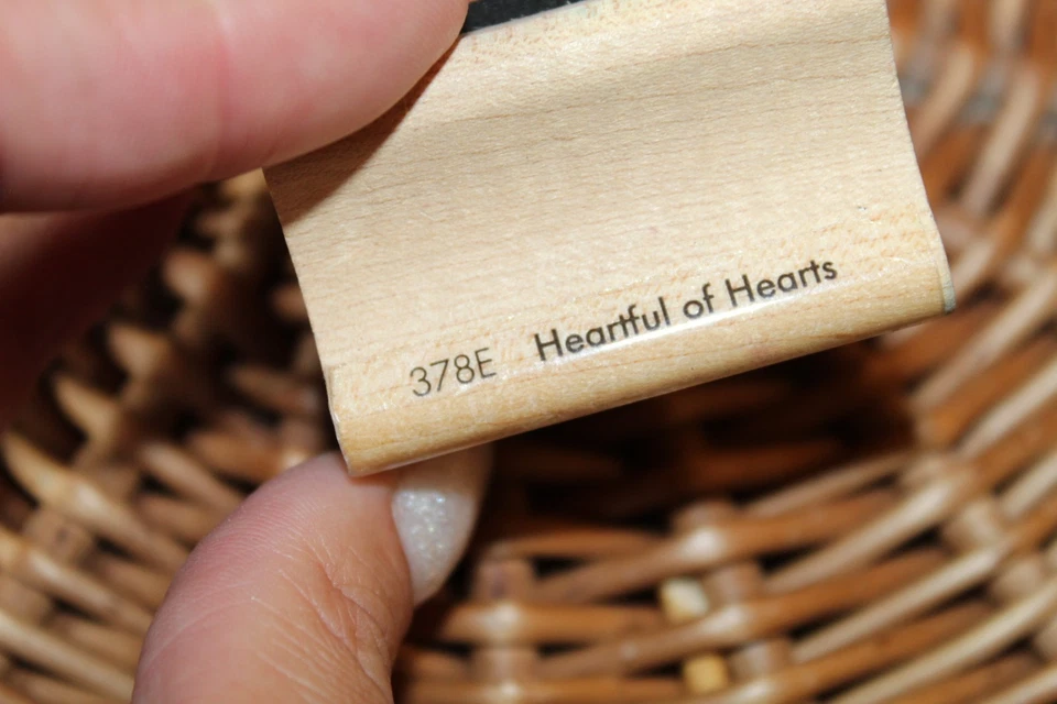 Sello de goma rojo montado en madera OOP CORAZÓN DÍA DE SAN VALENTÍN amor tarjeta de San Valentín NIÑA Foto 4 de 4