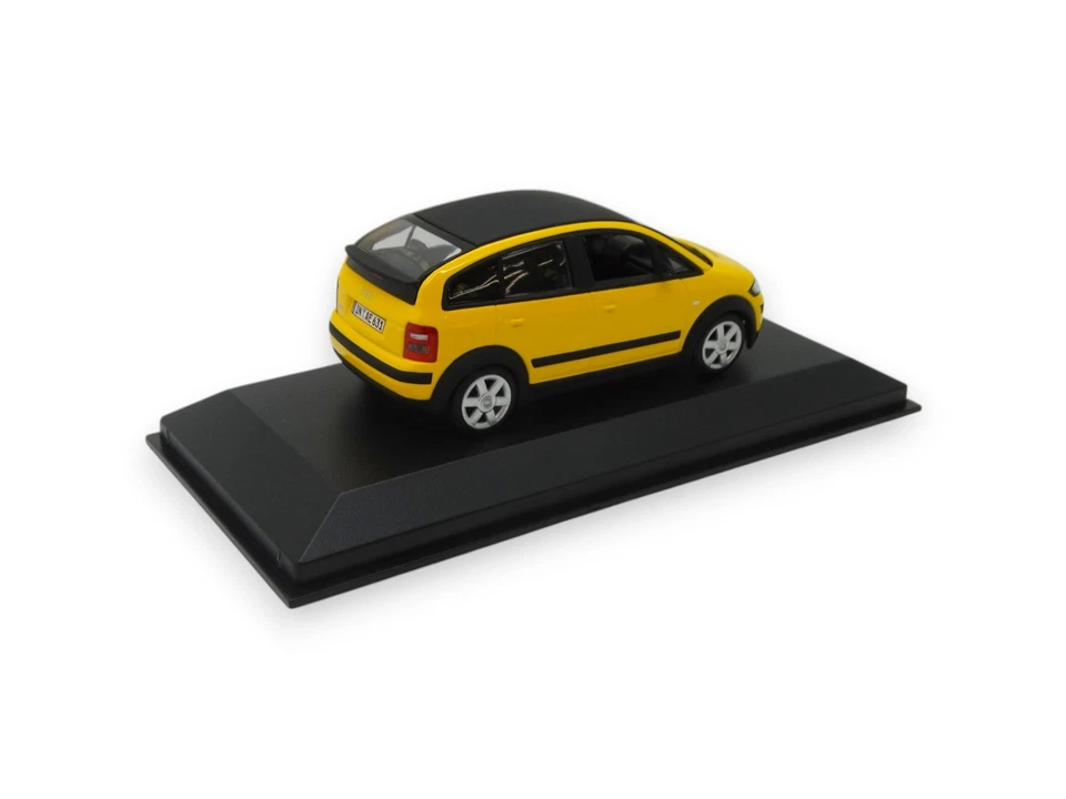 Audi A2 Modellino Auto Miniatura 1:43 Imolagelb - Immagine 3 di 4