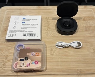 RingConn Gen 2 Smart Ring Activity Tracker Black Size 8 with Charging Dock.