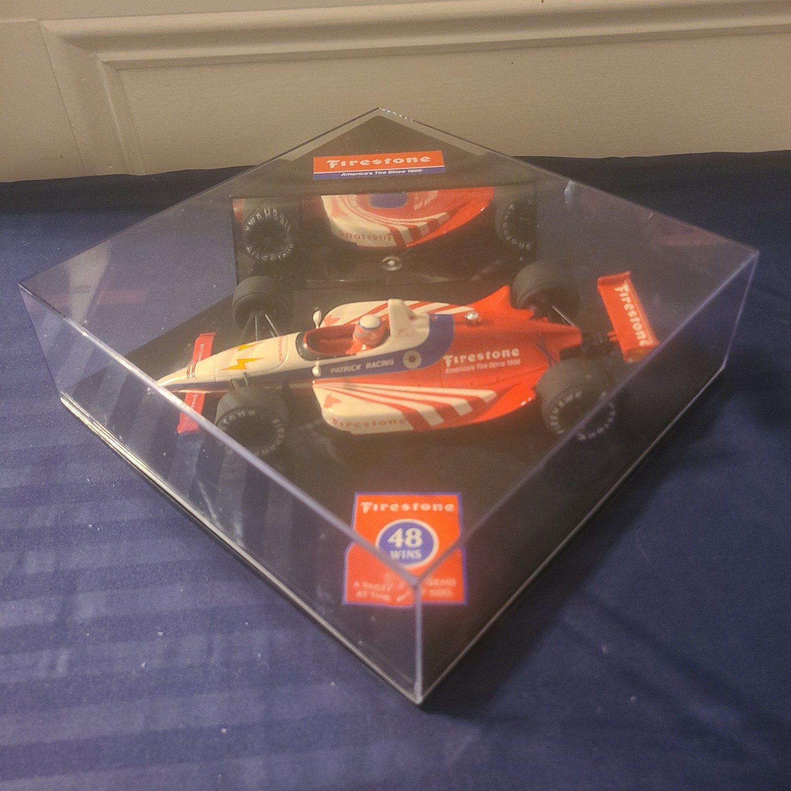 Foto 7 di 9