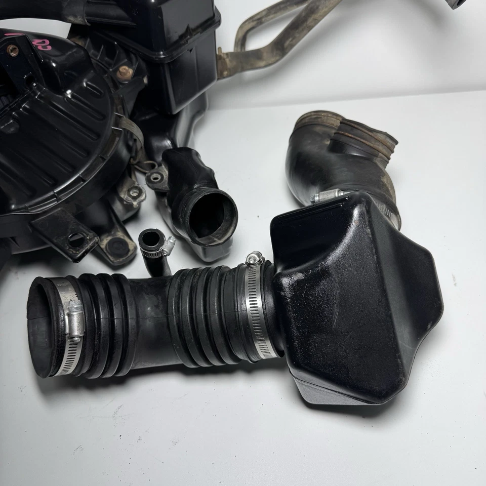 Conjunto de tubo de caja de purificador de aire Toyota 4runner Pickup 3,0 L 3 VZ Foto 3 de 4