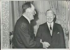 1966 Press Photo Hubert H. Humphrey and Harry F. Byrd, Jr. share a laugh