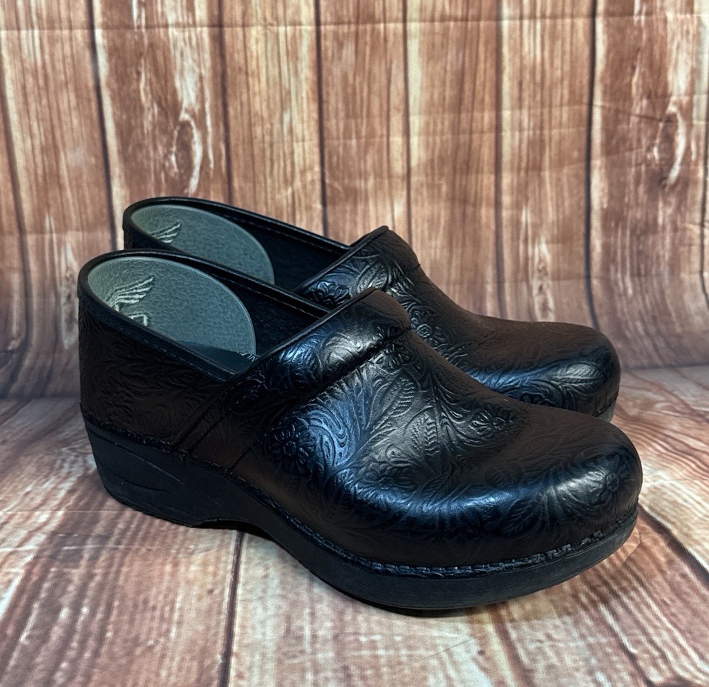 Dansko 38 clogs professional - image 1