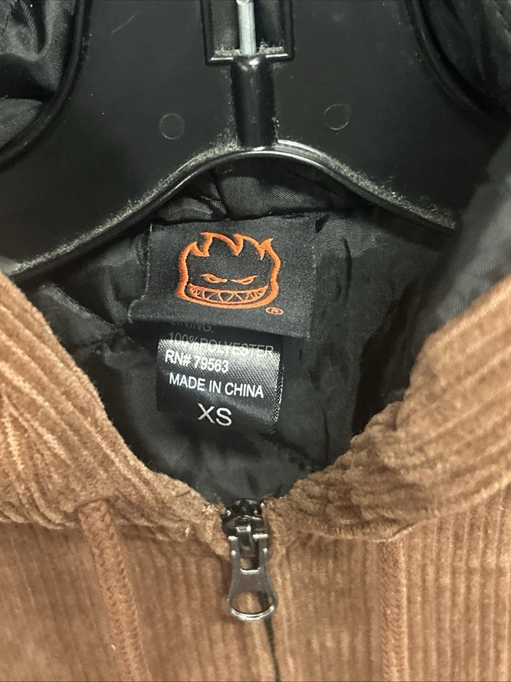 Jaqueta com capuz Spitfire Wheels veludo masculina marrom média com zíper logotipo skate - Imagem 3 de 4