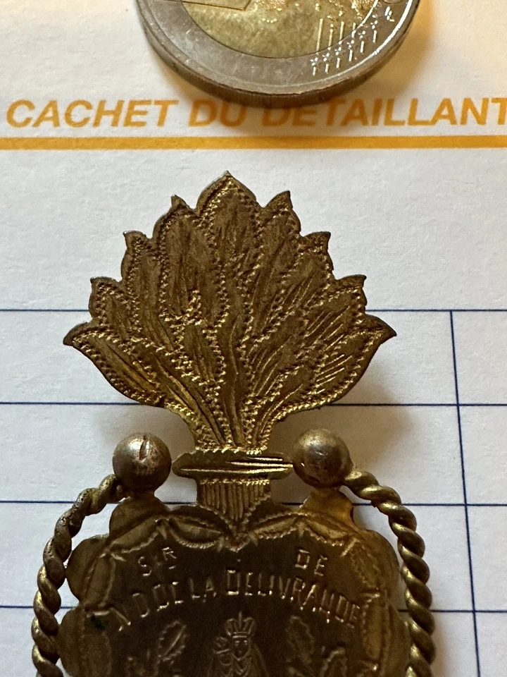 Ancien Ex Voto Cœur De Marie Laiton Doré Pendentif Reliquaire XIX Eme N10 - Photo 4/4