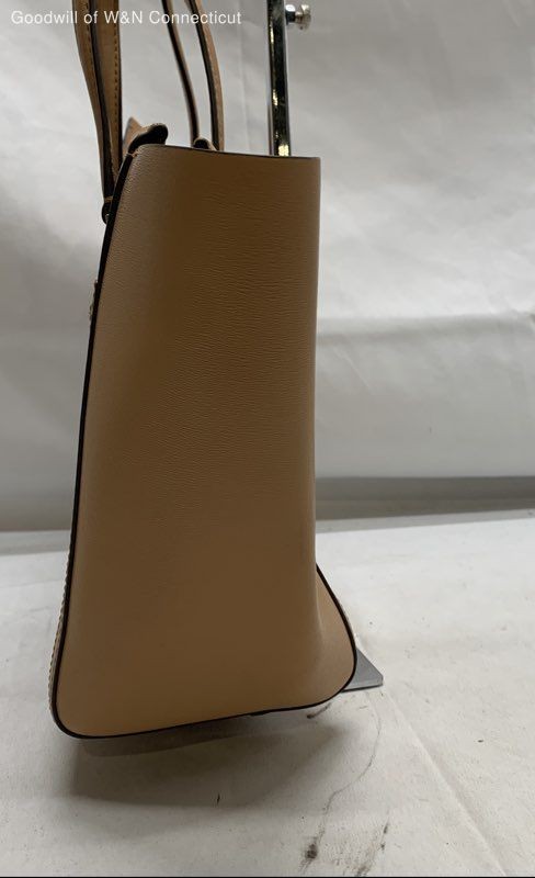 Authenticated Tory Burch Women Tan Basic - image 4