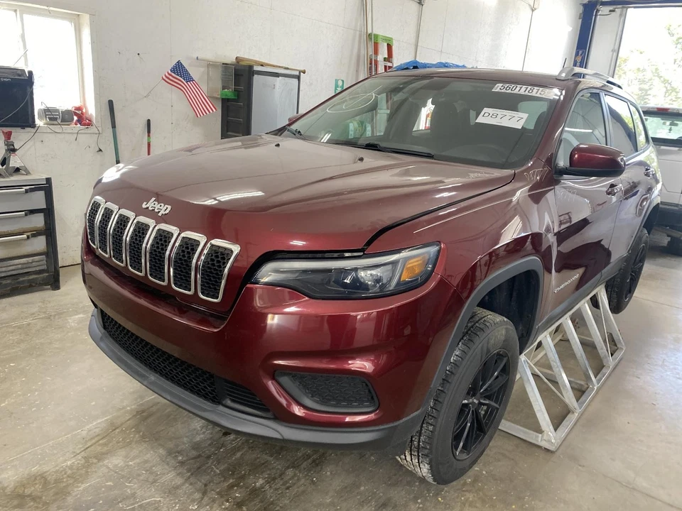 Conjunto de luz trasera izquierda usado se adapta a: Jeep Cherokee 2020 cuarto montado en panel LED Foto 2 de 4