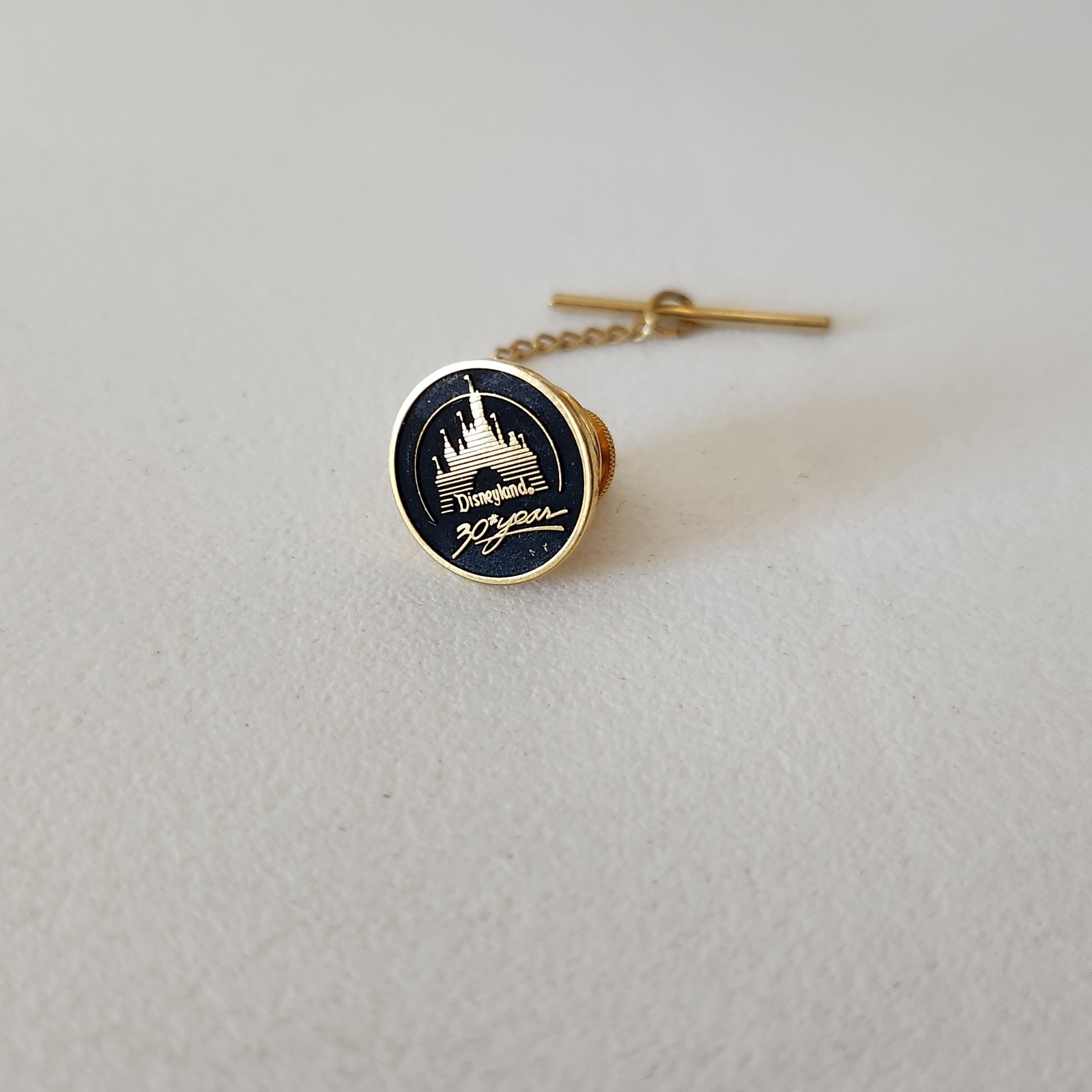 Disneyland 30 Year Lapel Pin Tie Tac Walt Disney ~