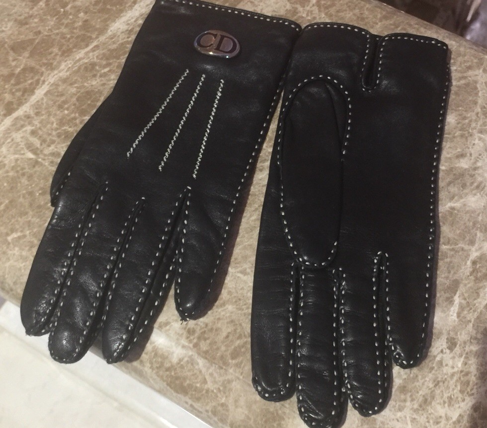DIOR CHRISTIAN DIOR CD 100% AUTHENTIC LEATHER GLOVES BLACK RARE