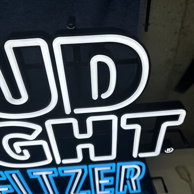 NEW OUT OF BOX BUD LIGHT SELTZER COLOR CHANGING LIGHT UP LED SIGN