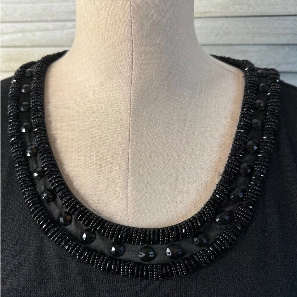 Elegante vestido de encaje negro de Marc Jacob. Talla pequeña. 70 algodón/30 lana. Buen estado Foto 2 de 4