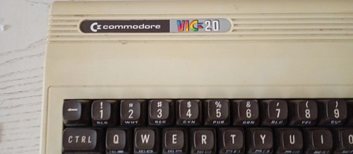 Juego de reproductor COMMODORE 64 1541 Spampante MPS-803 VIC 20 PC VIC 1924 estuche. 1003 - Imagen 15 de 20