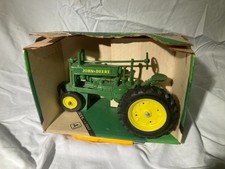 Ertl John Deere 1934 Model A Tractor 1:16 Green Yellow Diecast Highly Detailed