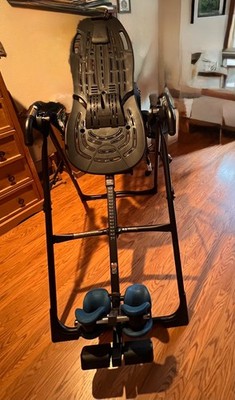 Teeter Hang UPS EP-560 Inversion Table With Back Pain Relief Kit. 300 lb capait.