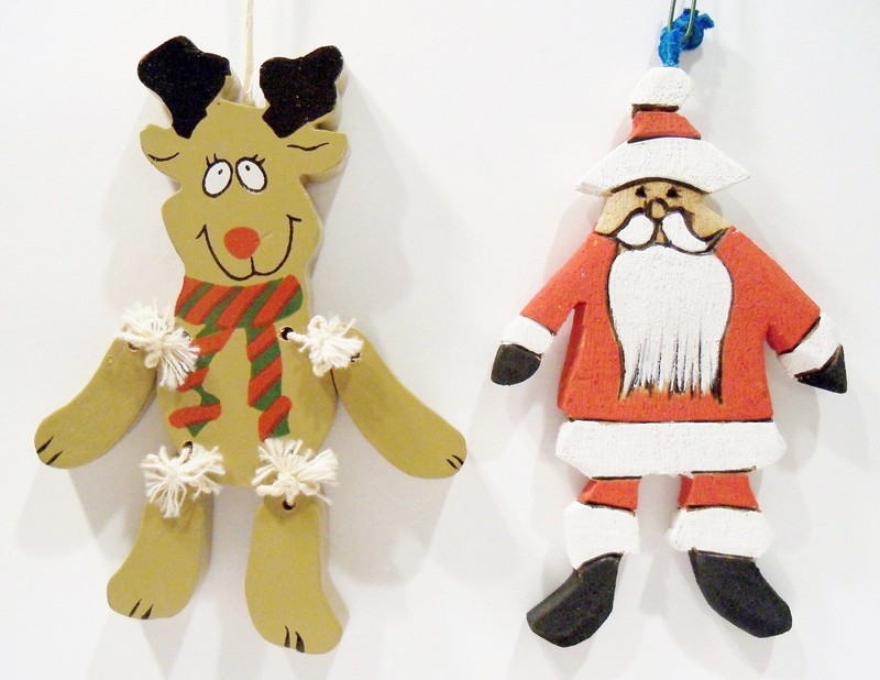 Santa Claus St. Nick Reindeer Deer Carved Jointed Wood Wooden Vintage Ornaments