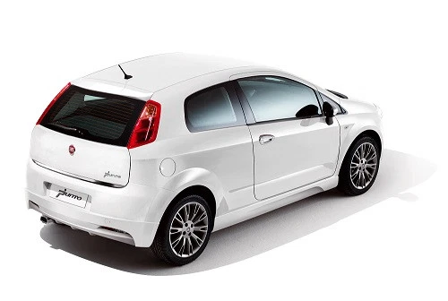 DAM PARAURTI POSTERIORE PER FIAT GRANDE PUNTO ORIGINALE - Foto 1 di 3