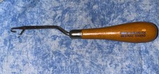 Latch Hook By Bernat Yarns Vintage Made In England 1970s-80s