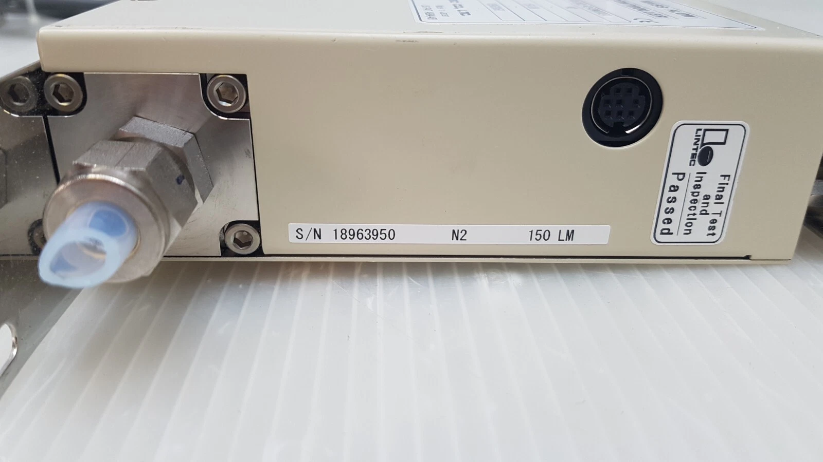Round multi-pin socket and LINTEC final test sticker on the MC-2302L-RC-6SW4XD024