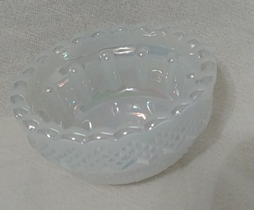 Mosser Feenlampe weiß irisierendes Glas handbemalt Schmetterling - Bild 10 von 13