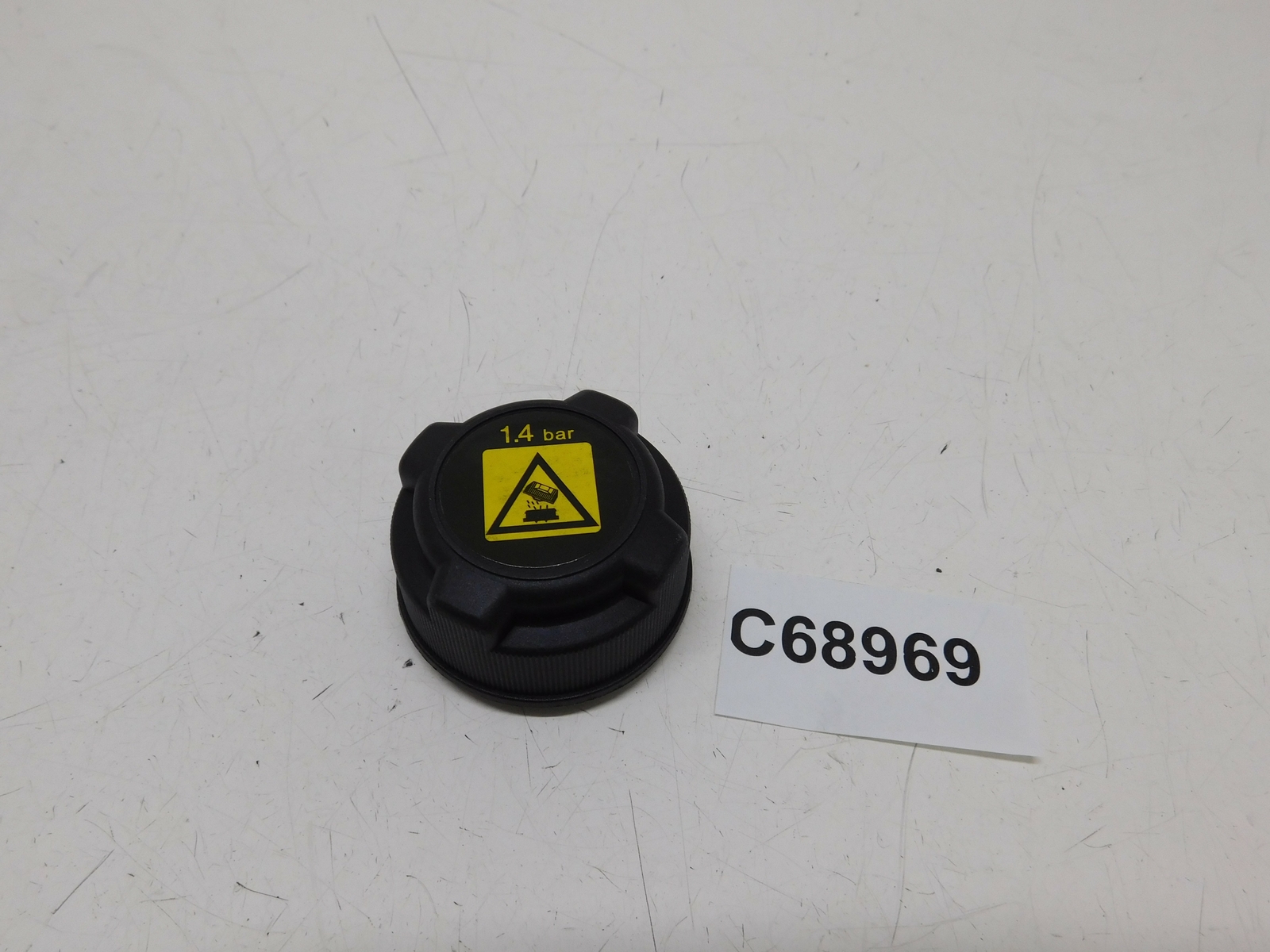 Coolant Tank Cap 1.4 Bar Alfa Romeo 145 146 4703848