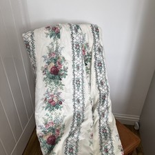 Sunning Vintage Country Cottage Cream Floral Curtains, tie backs 5f5in w 4f5in d