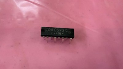TDA2575Q - N.O.S. Integrated Circuit - 1 PIECE LOT