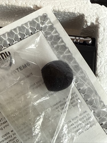 System bezprzewodowy Nady 101 VHF nadajnik i odbiornik gitarowy - Zdjęcie 13 z 16