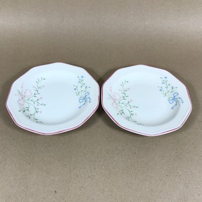 Paar Churchill England Blumen und blaue und rosa Schleifen Beilagenteller
