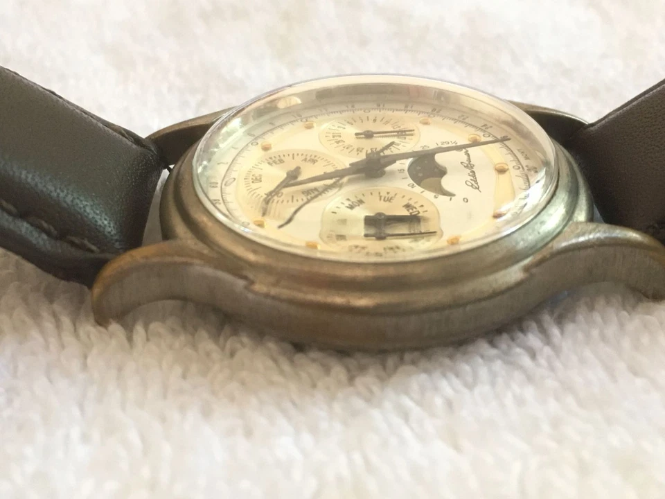 Relógio vintage Eddie Bauer fase da lua - Imagem 4 de 4