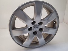 2011 - 2013 Kia Sorento Wheel 17x7 Alloy 7 Spoke 2011 - 2013 Kia Sorento Wheel 17x7 Alloy 7 Spoke