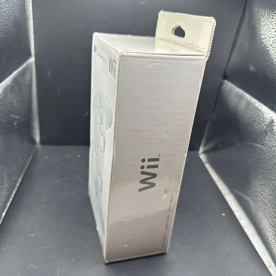 New Sealed OEM Nintendo Wii Wired Classic Controller Pro White RVL-005 - Image 4 of 4