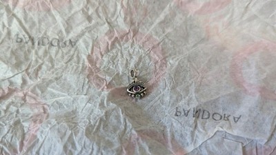 Pandora ME Das Auge Mini-Charm-Anhänger